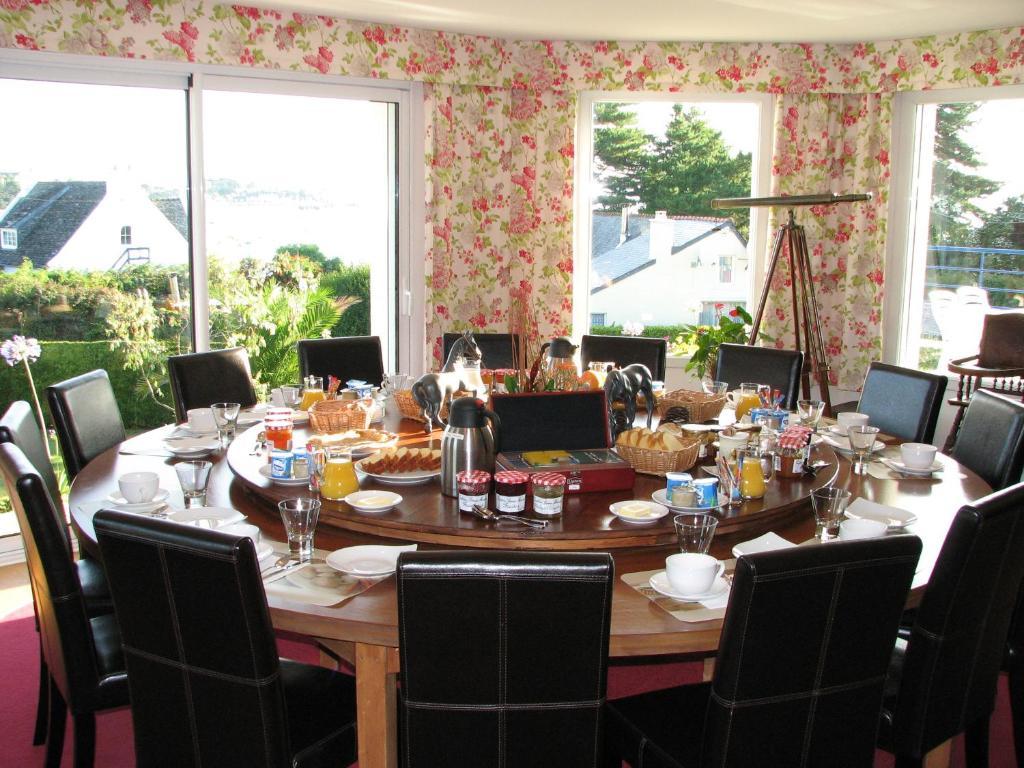 L'Escale Evel Er Ger Bed & Breakfast Locquirec Exterior foto